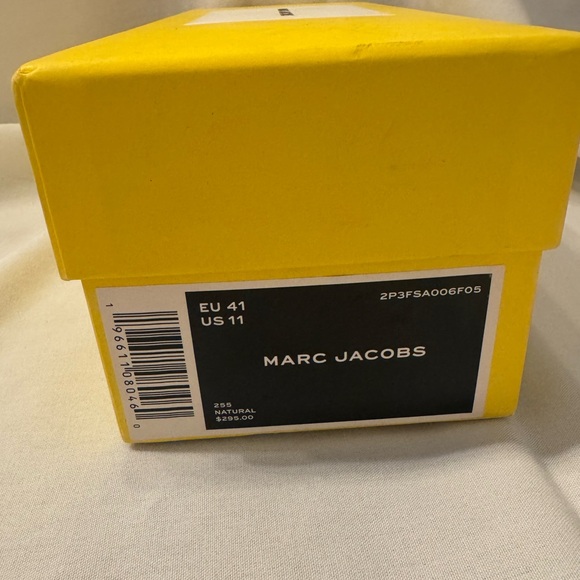 Marc Jacobs Black and Tan Woven Slides - Picture 5 of 6